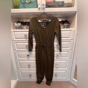 EUC - scoop neck jumpsuit